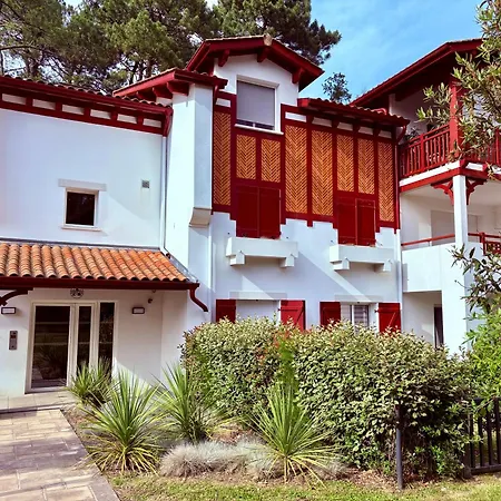Apartment Esprit Lac, Elegant Avec Terrasse Au Bord Du Hossegor *